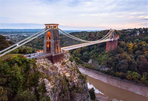 The 10 Most Famous Bridges in the UK | KAYAK