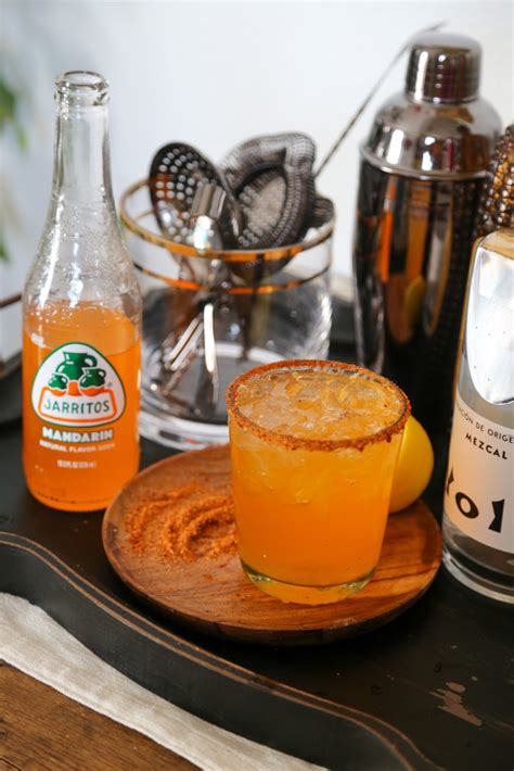 Jarritos Mandarin Margarita {3 Ingredient Cocktail} - Sweet Life