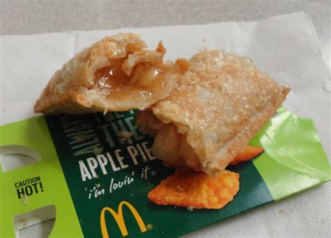 Fast food Critic: Old but Gold - McDonald Apple Pie