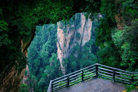 Premium Photo | Zhangjiajie wulingyuan national scenic spot scenic area ...