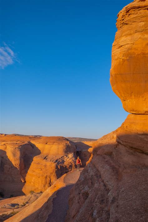 Delicate Arch Hike • 12 Things To KNOW For The Trail (2024)