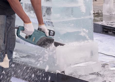 How to Do Ice Sculpting - Beginability