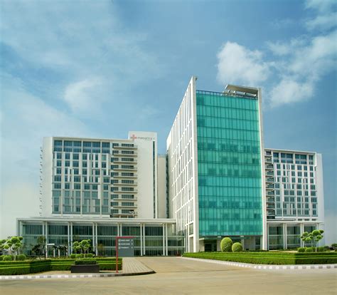 Medanta Hospital Gurgaon - Appointment, Doctors List, Address, Fees, Eclinic | Multi Speciality