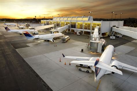 ABE ~Lehigh Valley International Airport~ Allentown, PA (Service ENDS ...