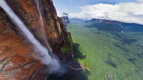 [10+] Angel Falls Wallpapers