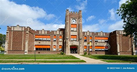 Elementary School editorial stock image. Image of maywood - 58227444