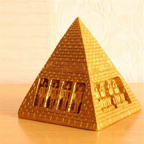 Ancient Egyptian pyramids archaeological model of Egypt Khufu Pyramid tourism souvenir ornaments ...