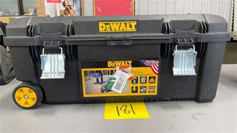 DEWALT ROLLING TOOL TOTE - Earl's Auction Company