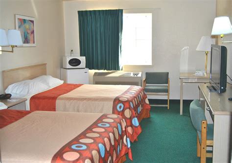 Super 8 Guymon Rooms: Pictures & Reviews - Tripadvisor