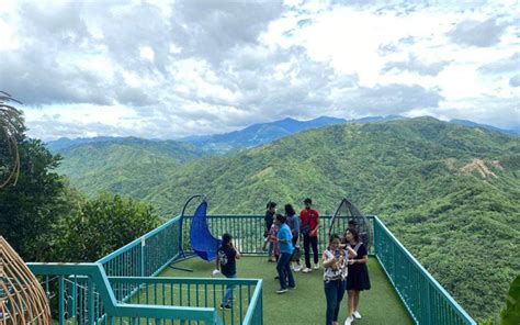 Caza Peregrine Resort and Restaurant with a View in Rizal