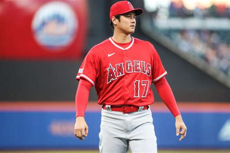 Shohei Ohtani agrees to sign record $700 million contract with Los ...