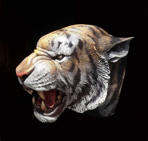 Wild Tiger Sculpture in 2021 | Tiger sculpture, Wild tiger, Animal sculptures