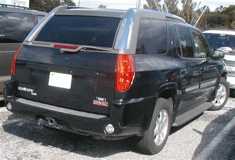 2004 GMC Envoy XUV SLE - 4dr SUV 4.2L 4x4 auto