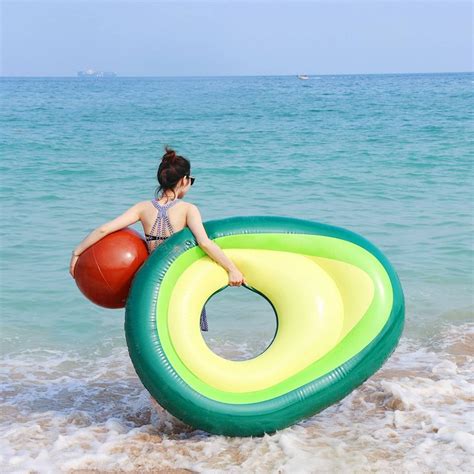 This $35 Avocado Pool Floatie (Complete with Pit) from Amazon Is a ...