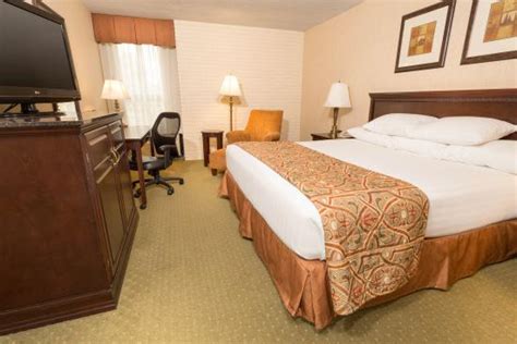 Drury Inn & Suites Nashville Airport $135 ($̶1̶5̶5̶) - UPDATED 2018 Prices & Hotel Reviews - TN ...