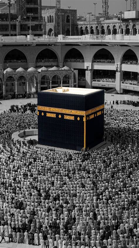 Download Mesmerizing view of Kaaba in Black and White Wallpaper ...