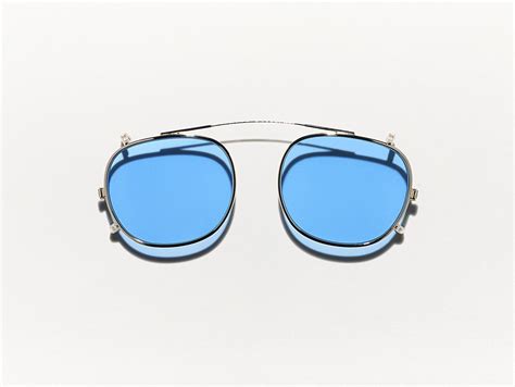 CLIPTOSH with Celebrity Blue Tint | Moscot, Everyday glasses, Celebrities