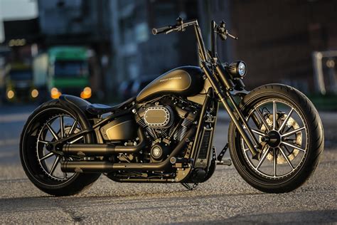 Download Motorcycle Harley-Davidson Vehicle Custom Motorcycle HD Wallpaper