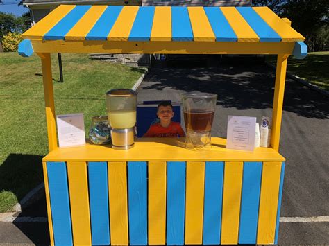 Paul's Lemonade Stand | Free Woodworking Plan – Paul's Playhouses