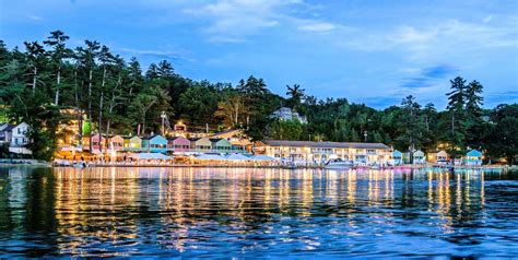 Lake Winnipesaukee Waterfront Resort Vacations & Getaways | The NASWA Resort