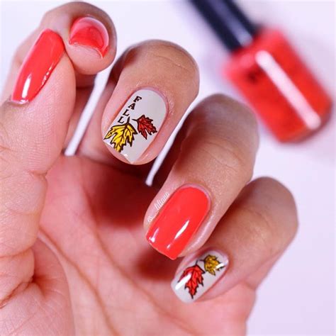 35 Best Fall Leaves Nail Art Ideas & Leaves Nail Designs for Autumn 2024