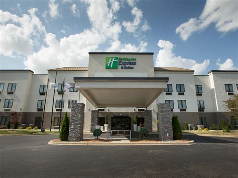 Madison, Indiana Hotels | Holiday Inn Express & Suites Madison