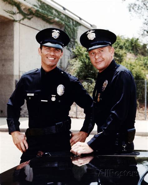 'Adam-12' Photo | AllPosters.com | Movie stars, 70s tv shows, Martin milner