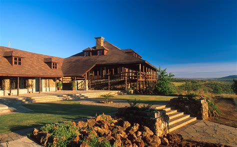 Great Rift Valley Lodge & Golf Resort - Safaris in Kenya , Africa