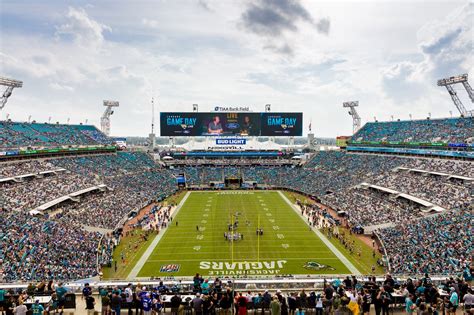 EverBank Stadium Reviews | U.S. News Travel