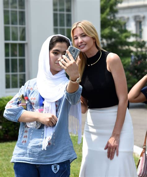 Ivanka Trump - With Students in Front of the West Wing at the White ...