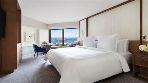 5 Star Hotel Room With Sydney Harbour View | Four Seasons Hotel Sydney