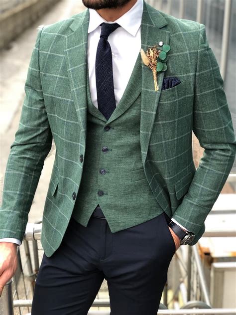 Slim-Fit Plaid Suit Vest Green | Green suit men, Mens fashion suits ...