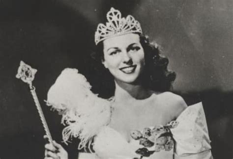 Miss America 1945 Bess Myerson dies