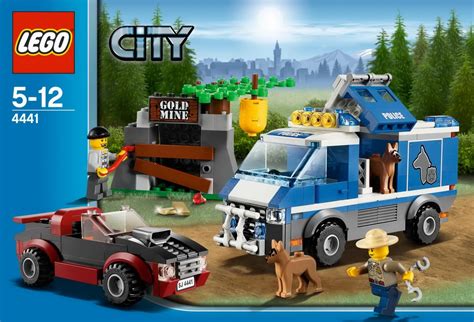 REPUBbLICk: set database: LEGO 4441 police dog van