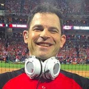 DJ Earworm - Age, Family, Bio | Famous Birthdays