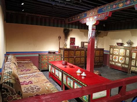 Tibet Museum in Lhasa - Wonders of Tibet