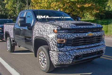 2024 Chevy Silverado HD Gets New Auburn Metallic Color