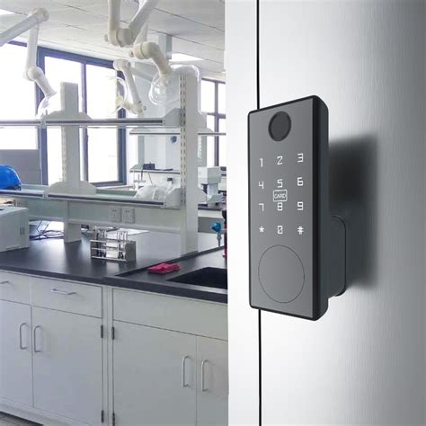 Mechanical Keys Emergency Power USB Cable Smart Home Door Locks - China ...