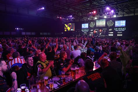 Grand Slam of Darts 2023 live stream | How to watch live online - LiveDarts