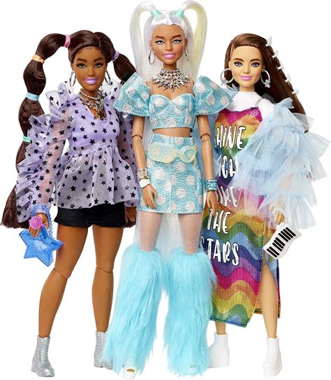 Barbie Extra 5 pack doll set with new exclusive Barbie Extra doll 2022 - YouLoveIt.com