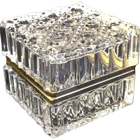 Lovely Crystal Jewelry Casket | Jewelry casket, Crystal jewelry, Square jewelry