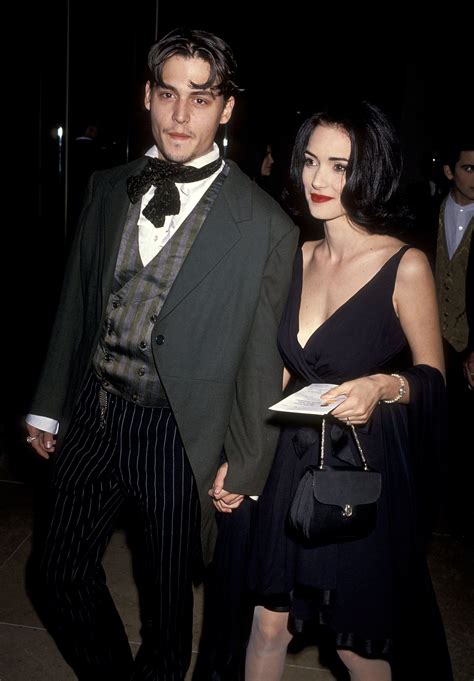 The 50 Best Golden Globes Looks of All Time | Johnny depp and winona, Johnny and winona, Winona ...