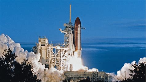 Columbia Space Shuttle mission ends in disaster | February 1, 2003 ...