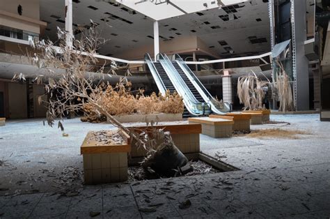 Photos Of Dead Shopping Malls - Business Insider