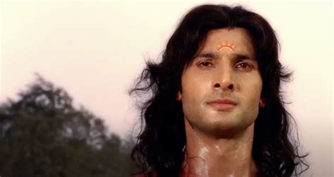 Did Duryodhana know that Karna was the son of Kunti?