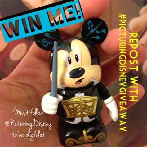 Picturing Disney: Mickey Mouse Vinylmation Giveaway!