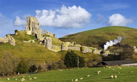 5 incredible Dorset castles we think you should see