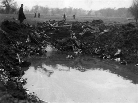 01.04.1941 5./KG77 Junkers Ju 88A-5 Wnr.0614 Lt. Meyer Location: The Grange, Henstead, Suffolk ...