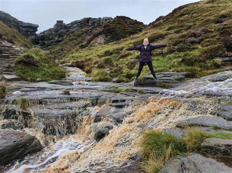 Walks from Edale: Kinder Scout Circular // Peak District - Sophie's Suitcase