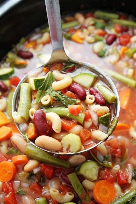 Slow Cooker Minestrone Soup